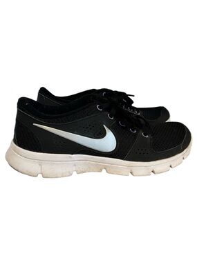 Nike Flex Experience Run VT2 Black White Running Shoes Women’s Size 7 Sneakers
